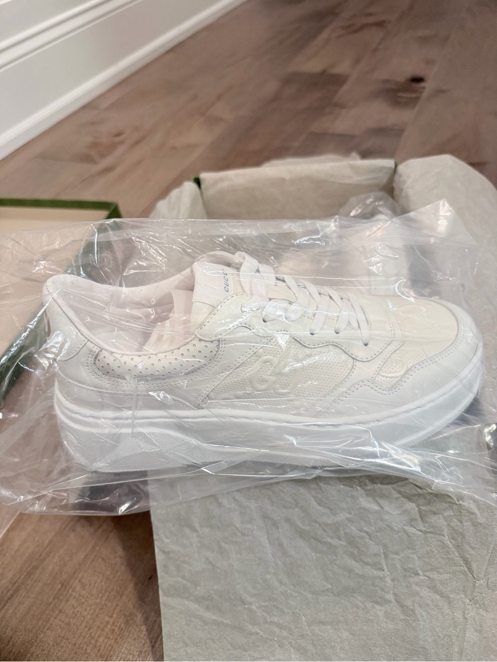 Gucci White Leather Low-Top Platform Sneaker men’s - Picture 2 of 8